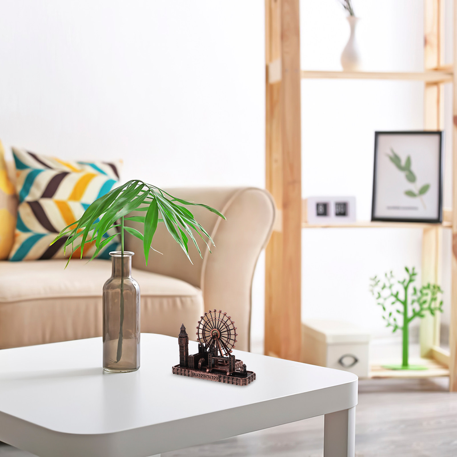 Intricate Metal London Sculptu - Home Office Icon recension och pris